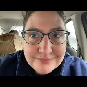 Meet your Posher, Leah